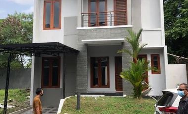 Rumah Baru Murah Luxury dalam Perum Elite Utara HYATT Palagan Km. 5,5