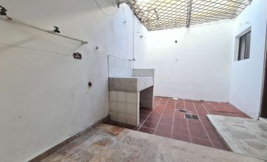 COD. 288 - SE ARRIENDA APARTAMENTO - BARRIO: BOSTON