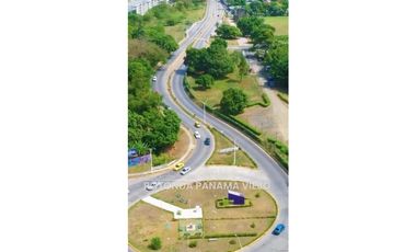 Alquilo Extraordinario apartamento en panama viejo 870