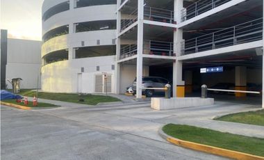 Alquilo Extraordinario apartamento en panama viejo 870