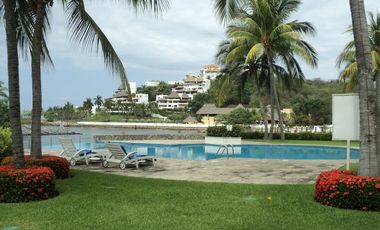 A31 Villa aterrazada de 4 recamaras en la Marina Ixtapa