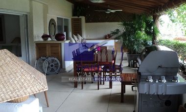 A31 Villa aterrazada de 4 recamaras en la Marina Ixtapa