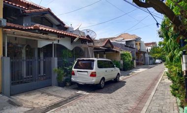 Rumah Pucang Anom, Dekat Ngagel, Gubeng Kertajaya Surabaya Timur