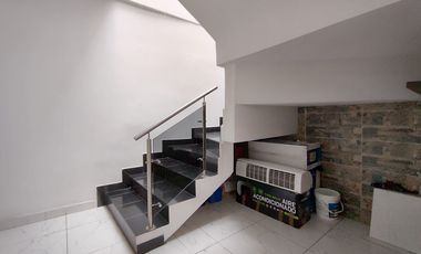 casa en venta en barrio blanco. Cod V24482