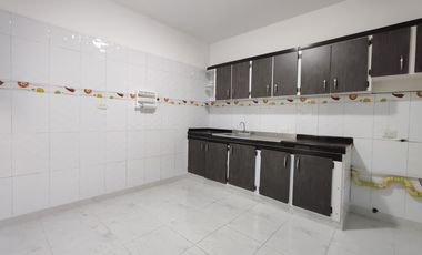 casa en venta en barrio blanco. Cod V24482