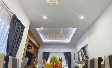 3 Bedrooms Pool Villa  Jomtien H011776