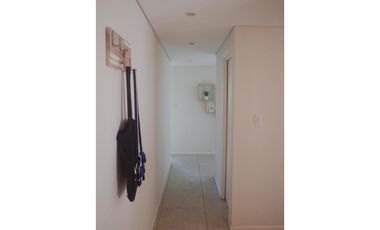 Depto 3 ambientes con cochera sobre Avda Libertad, Gran oportunidad!