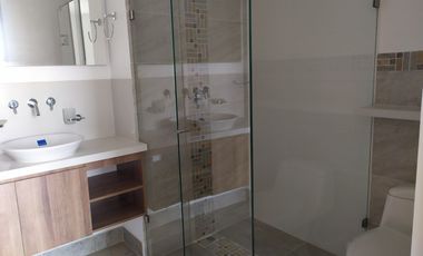 apartamento en arriendo en mutis. Cod A215802