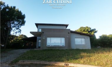 VENTA PINAMAR CASA 4 AMBIENTES