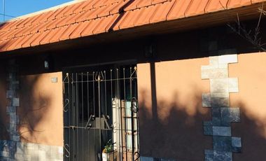 Importante casa de tres ambientes en venta