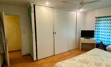 Importante casa de tres ambientes en venta