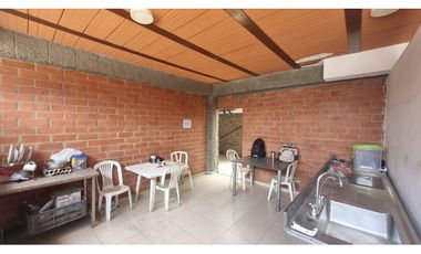 ALQUILER TERRENO DE 2520 MT2 EN ARROYOHONDO YUMBO VALLE