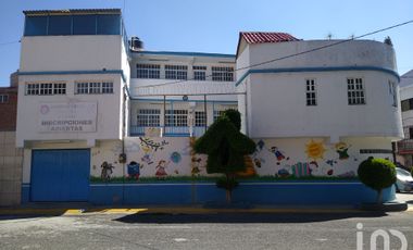 Se vende edificio para oficinas o preescolar en Tlalnepantla, Edo de Mex.