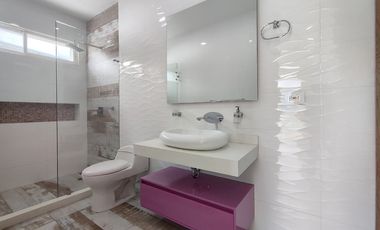 casa en venta en via al club tennis. Cod V30396