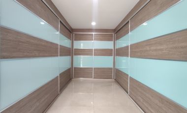 casa en venta en via al club tennis. Cod V30396