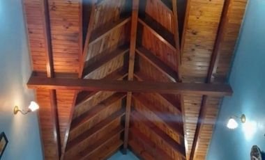 CHALET DE 4 AMBIENTES CON LOCAL AL FRENTE EN VENTA - MORON SUR