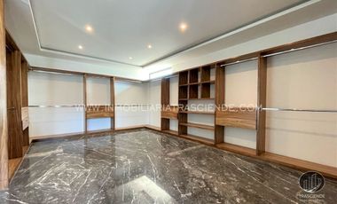 Lujosa Residencia en Venta En Ayamonte, Zapopan, Jalisco