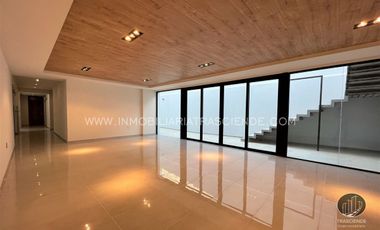 Lujosa Residencia en Venta En Ayamonte, Zapopan, Jalisco
