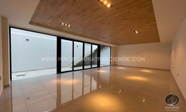 Lujosa Residencia en Venta En Ayamonte, Zapopan, Jalisco