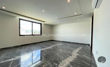 Lujosa Residencia en Venta En Ayamonte, Zapopan, Jalisco