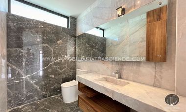 Lujosa Residencia en Venta En Ayamonte, Zapopan, Jalisco