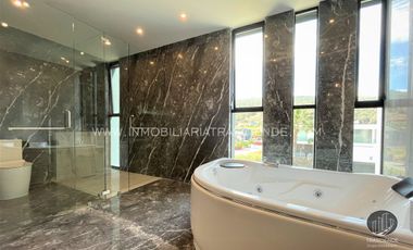Lujosa Residencia en Venta En Ayamonte, Zapopan, Jalisco