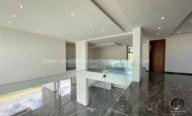 Lujosa Residencia en Venta En Ayamonte, Zapopan, Jalisco