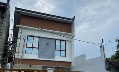 House and Lot in Sunnyside heights, Batasan Hills near Filinvest Quezon City
