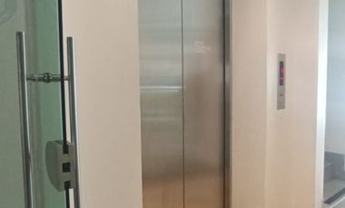 oficina en arriendo en el lago. Cod A51749