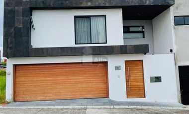 Venta de casa en residencial Monte Magno, Xalapa, Ver.