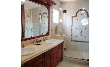 SE ALQUILA HERMOSA CASA EN CONDADO DEL REY EN $4,000 AM