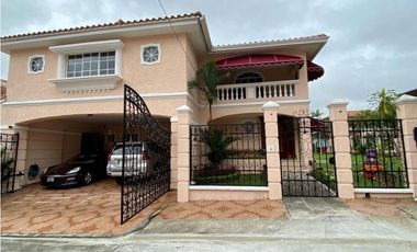 SE ALQUILA HERMOSA CASA EN CONDADO DEL REY EN $4,000 AM