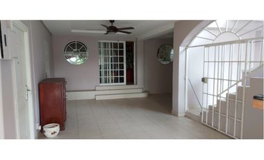 CASA EN ANCON AREA REVERTIDA 4 REC Y TERRAZA cv