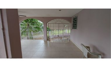 CASA EN ANCON AREA REVERTIDA 4 REC Y TERRAZA cv