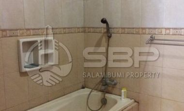 Rumah Dijual Jogja Mewah nan Megah Perum Elite jl Kaliurang km 8 dkt UGM