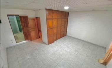 Se Vende Terreno de 1000m2 Con dos Casas en San Antonio