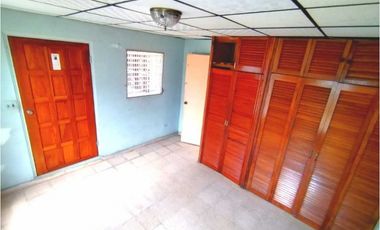 Se Vende Terreno de 1000m2 Con dos Casas en San Antonio