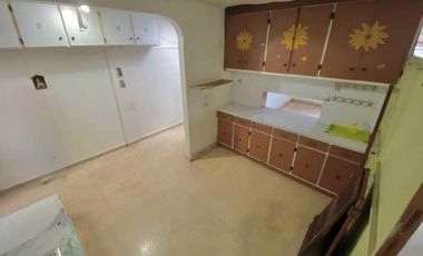 Se Vende Terreno de 1000m2 Con dos Casas en San Antonio