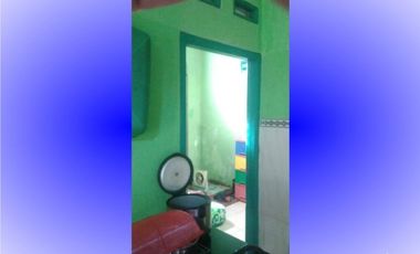 Rumah di Gaprang Kanigoro utara MAN