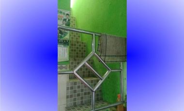 Rumah di Gaprang Kanigoro utara MAN