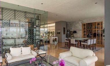 Excelente PH en venta en la Loma Santa Fe