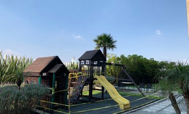 Excelente PH en venta en la Loma Santa Fe