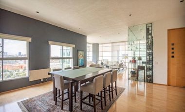 Excelente PH en venta en la Loma Santa Fe