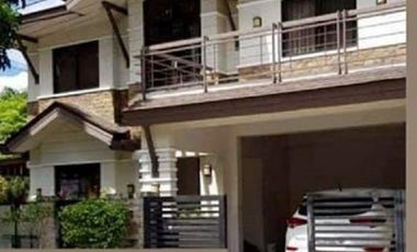Nice Corner House FOR SALE in Mahogany Place 3, Acacia Estate, Taguig City