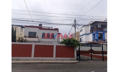 Se Alquila Casa En Lince