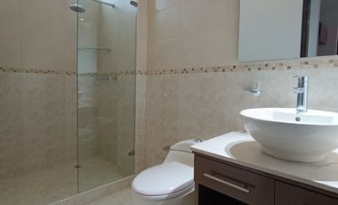 casa en venta en la floresta. Cod V26533