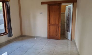 DIJUAL RUMAH MEWAH BAK ISTANA HANYA 15 MENIT KE BANDARA YIA