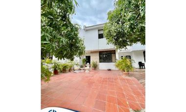 SE VENDE CASA EN EL CONJUNTO CERRADO SAN CARLOS EN LA AVENIDA LIBERTAD