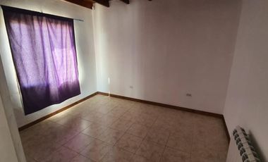 Excelente Casa en B° Villa Parque los Glaciares, visuales paisajisticas únicas.