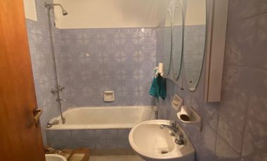 Departamento Tipo Casa en venta en Lanus Este